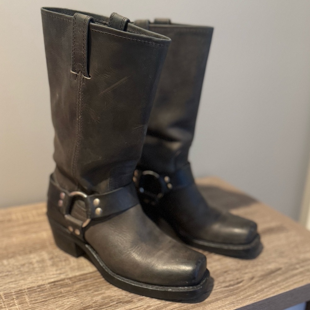 Frye Women’s HARNESS 12R WOMENS